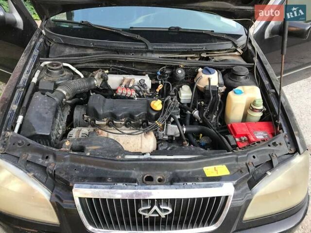 Черный Чери Амулет, объемом двигателя 1.6 л и пробегом 182 тыс. км за 1300 $, фото 4 на Automoto.ua