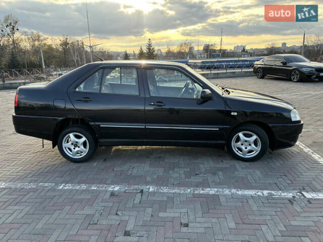 Чорний Чері Амулет, об'ємом двигуна 1.6 л та пробігом 115 тис. км за 1999 $, фото 3 на Automoto.ua