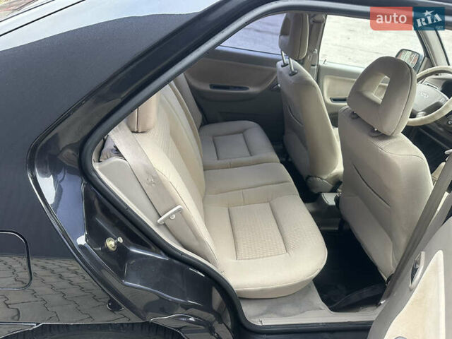 Черный Чери Амулет, объемом двигателя 1.6 л и пробегом 61 тыс. км за 2750 $, фото 9 на Automoto.ua