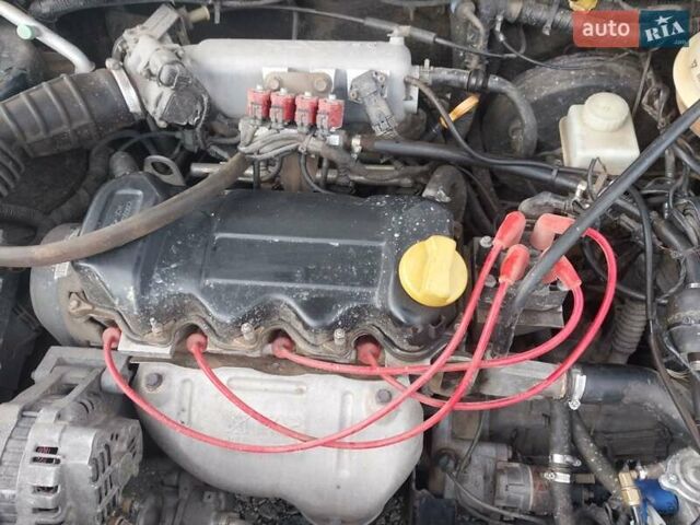 Чери Амулет 2007 в Житомире на Automoto.ua Черный Чери Амулет, объемом двигателя 1.6 л и пробегом 147 тыс. км за 1350 $, фото 16 на Automoto.ua