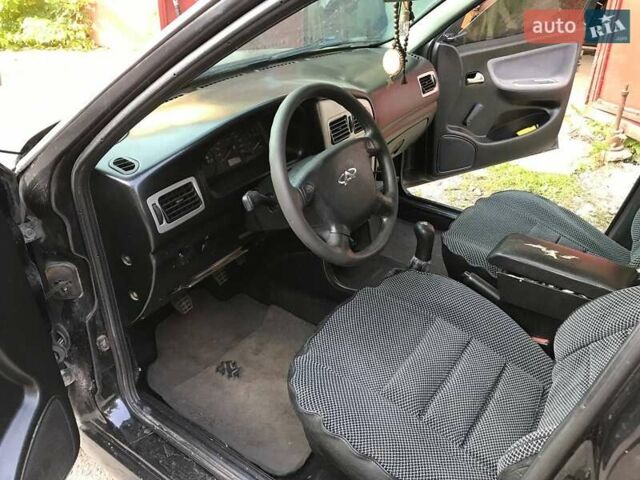 Черный Чери Амулет, объемом двигателя 1.6 л и пробегом 182 тыс. км за 1300 $, фото 9 на Automoto.ua