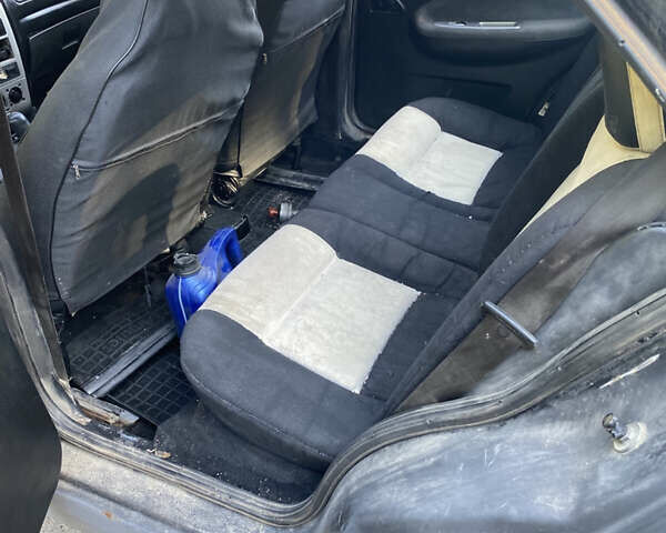 Черный Чери Амулет, объемом двигателя 1.6 л и пробегом 300 тыс. км за 1100 $, фото 8 на Automoto.ua