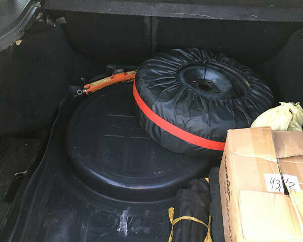 Черный Чери Амулет, объемом двигателя 1.6 л и пробегом 252 тыс. км за 2299 $, фото 3 на Automoto.ua