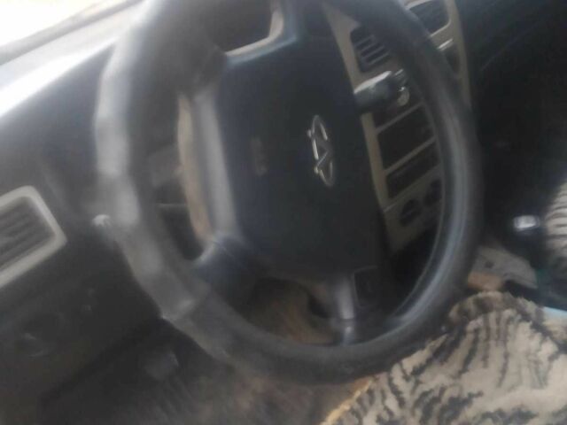 Черный Чери Амулет, объемом двигателя 1.6 л и пробегом 200 тыс. км за 1301 $, фото 3 на Automoto.ua