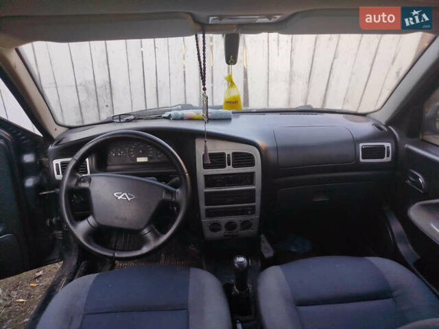 Черный Чери Амулет, объемом двигателя 1.6 л и пробегом 200 тыс. км за 1300 $, фото 8 на Automoto.ua