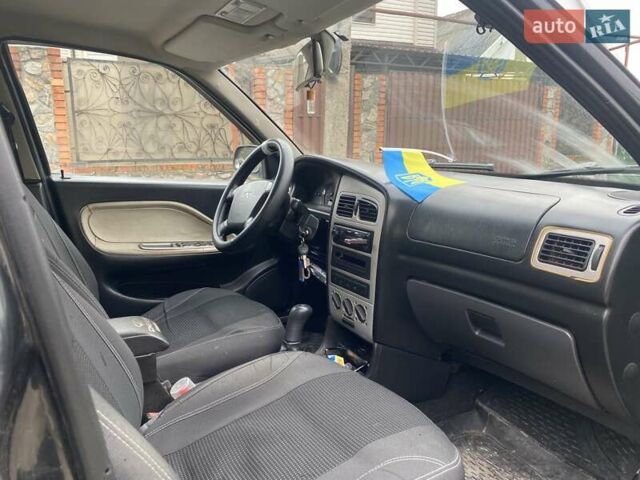 Черный Чери Амулет, объемом двигателя 1.6 л и пробегом 177 тыс. км за 1100 $, фото 6 на Automoto.ua