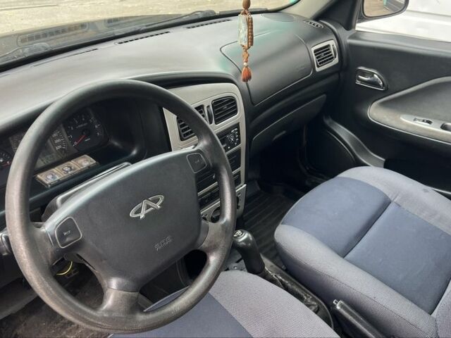 Черный Чери Амулет, объемом двигателя 1.6 л и пробегом 166 тыс. км за 600 $, фото 6 на Automoto.ua