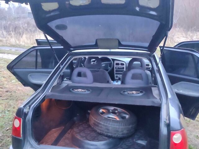 Черный Чери Амулет, объемом двигателя 1.6 л и пробегом 228 тыс. км за 2100 $, фото 9 на Automoto.ua