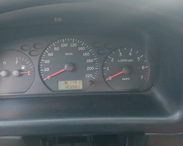 Черный Чери Амулет, объемом двигателя 1.6 л и пробегом 138 тыс. км за 1500 $, фото 11 на Automoto.ua