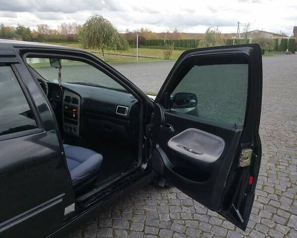 Черный Чери Амулет, объемом двигателя 1.6 л и пробегом 180 тыс. км за 1650 $, фото 8 на Automoto.ua