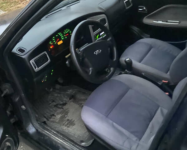 Черный Чери Амулет, объемом двигателя 1.6 л и пробегом 200 тыс. км за 850 $, фото 6 на Automoto.ua