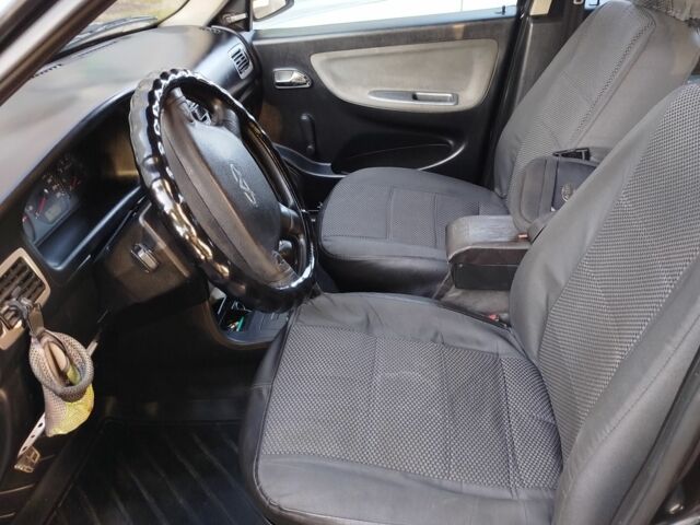 Чорний Чері Амулет, об'ємом двигуна 1.6 л та пробігом 150 тис. км за 2350 $, фото 6 на Automoto.ua