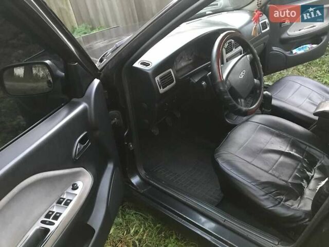 Чорний Чері Амулет, об'ємом двигуна 1.6 л та пробігом 240 тис. км за 2200 $, фото 7 на Automoto.ua