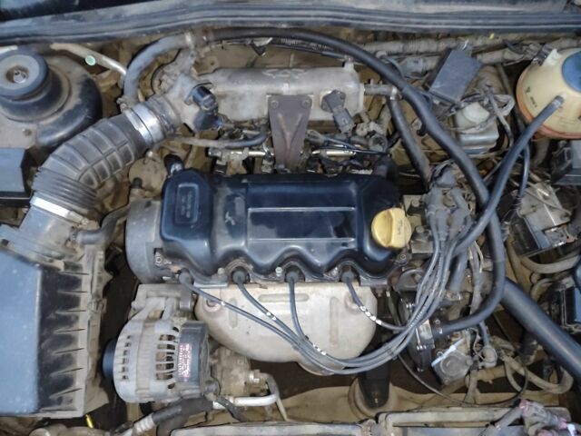 Черный Чери Амулет, объемом двигателя 1.6 л и пробегом 228 тыс. км за 2100 $, фото 12 на Automoto.ua