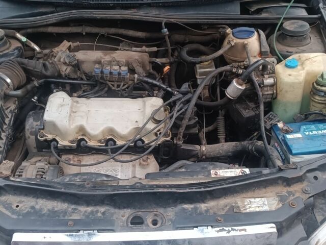 Черный Чери Амулет, объемом двигателя 1.6 л и пробегом 1 тыс. км за 827 $, фото 4 на Automoto.ua