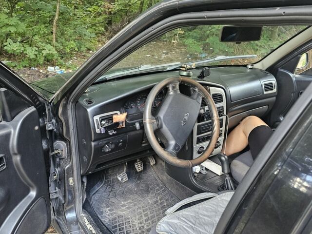 Черный Чери Амулет, объемом двигателя 1.6 л и пробегом 249 тыс. км за 980 $, фото 5 на Automoto.ua