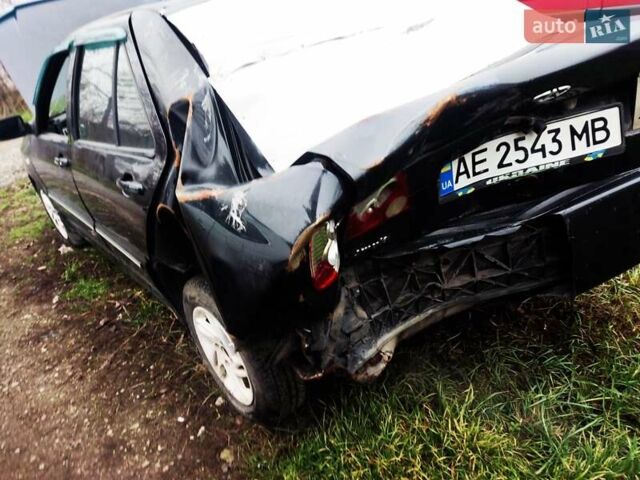 Черный Чери Амулет, объемом двигателя 1.6 л и пробегом 130 тыс. км за 600 $, фото 4 на Automoto.ua