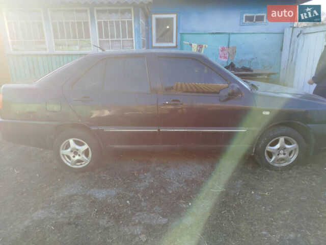 Черный Чери Амулет, объемом двигателя 1.6 л и пробегом 200 тыс. км за 1300 $, фото 4 на Automoto.ua