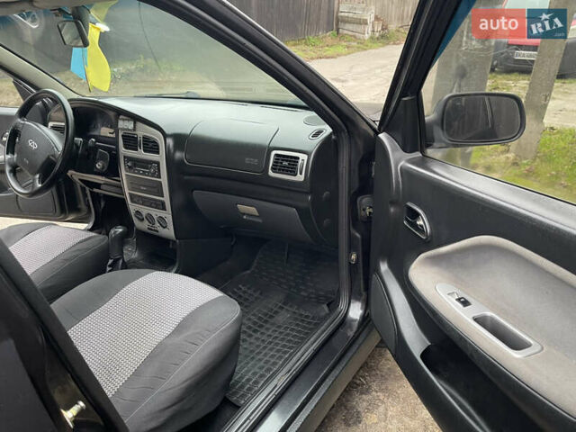 Чорний Чері Амулет, об'ємом двигуна 1.6 л та пробігом 95 тис. км за 1700 $, фото 6 на Automoto.ua