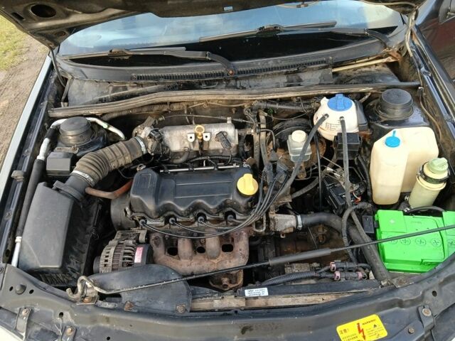 Черный Чери Амулет, объемом двигателя 1.6 л и пробегом 175 тыс. км за 750 $, фото 8 на Automoto.ua