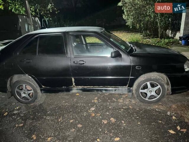 Черный Чери Амулет, объемом двигателя 1.6 л и пробегом 200 тыс. км за 1800 $, фото 6 на Automoto.ua