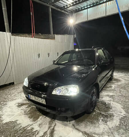 Черный Чери Амулет, объемом двигателя 1.6 л и пробегом 177 тыс. км за 1800 $, фото 6 на Automoto.ua