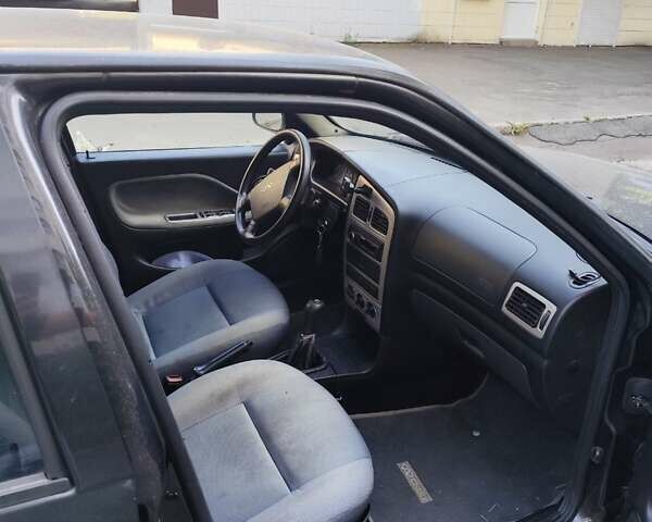 Черный Чери Амулет, объемом двигателя 1.6 л и пробегом 116 тыс. км за 1500 $, фото 2 на Automoto.ua