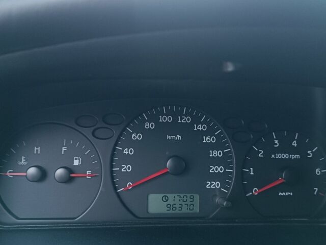 Черный Чери Амулет, объемом двигателя 1.6 л и пробегом 96 тыс. км за 2400 $, фото 7 на Automoto.ua