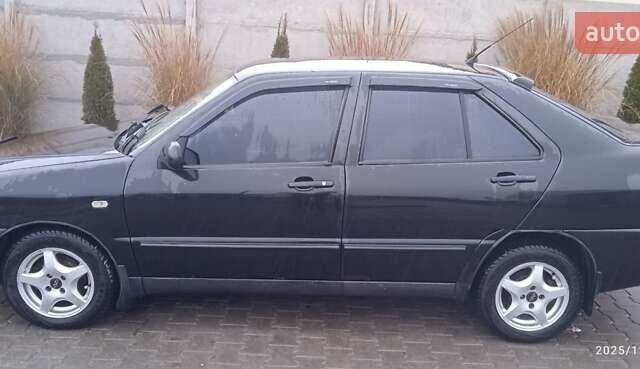 Черный Чери Амулет, объемом двигателя 1.6 л и пробегом 181 тыс. км за 2100 $, фото 1 на Automoto.ua