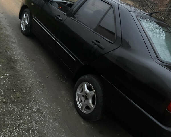 Черный Чери Амулет, объемом двигателя 1.6 л и пробегом 200 тыс. км за 850 $, фото 1 на Automoto.ua