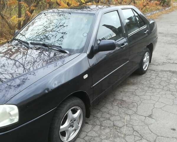 Черный Чери Амулет, объемом двигателя 1.6 л и пробегом 103 тыс. км за 1800 $, фото 4 на Automoto.ua