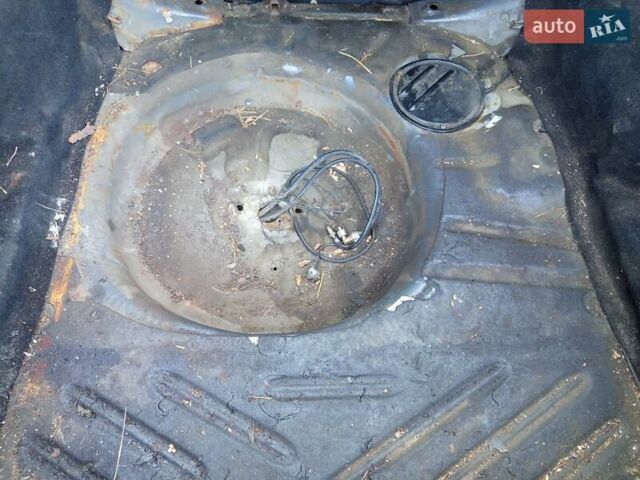 Черный Чери Амулет, объемом двигателя 1.6 л и пробегом 250 тыс. км за 1100 $, фото 4 на Automoto.ua