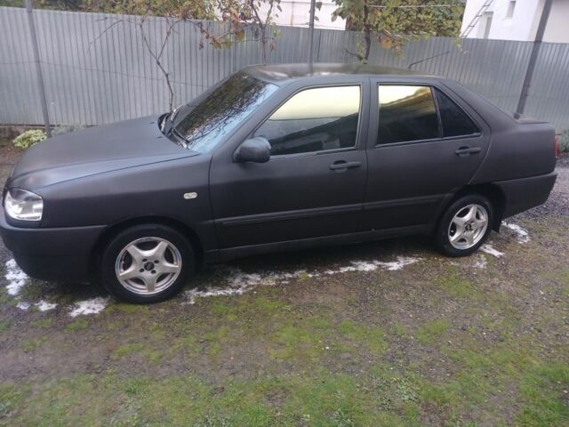 Черный Чери Амулет, объемом двигателя 1.6 л и пробегом 250 тыс. км за 1500 $, фото 2 на Automoto.ua