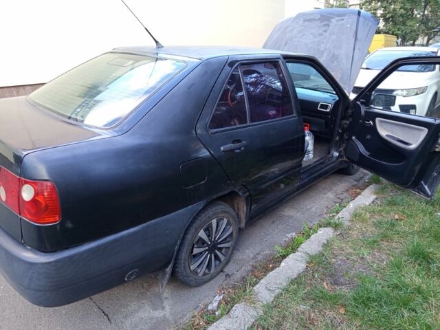 Чери Амулет 2007 в Киеве на Automoto.ua Черный Чери Амулет, объемом двигателя 0 л и пробегом 257 тыс. км за 1214 $, фото 7 на Automoto.ua