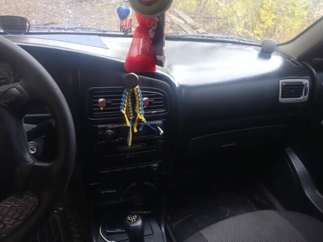 Черный Чери Амулет, объемом двигателя 1.6 л и пробегом 126 тыс. км за 2100 $, фото 4 на Automoto.ua