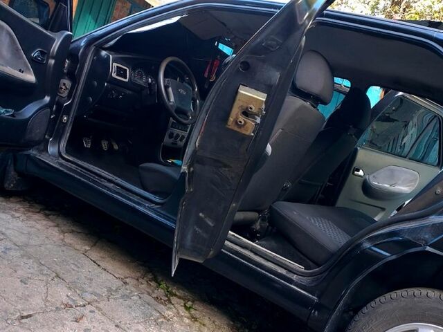 Черный Чери Амулет, объемом двигателя 1.6 л и пробегом 1770 тыс. км за 2300 $, фото 2 на Automoto.ua