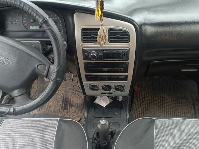 Черный Чери Амулет, объемом двигателя 1.6 л и пробегом 175 тыс. км за 1200 $, фото 10 на Automoto.ua