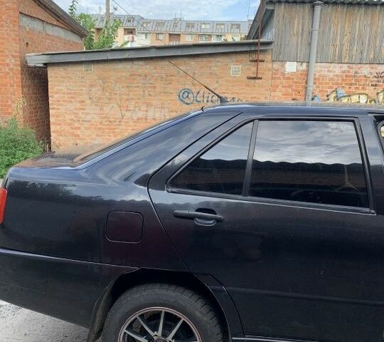 Чери Амулет 2007 в Гадяче на Automoto.ua Черный Чери Амулет, объемом двигателя 1.6 л и пробегом 180 тыс. км за 1700 $, фото 3 на Automoto.ua