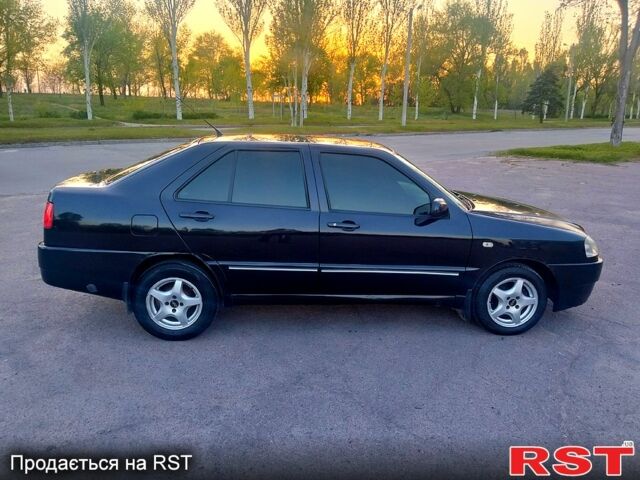 Чери Амулет 2007 в Каменское - Днепродзержинск на Automoto.ua Черный Чери Амулет, объемом двигателя 1.6 л и пробегом 148 тыс. км за 1500 $, фото 3 на Automoto.ua