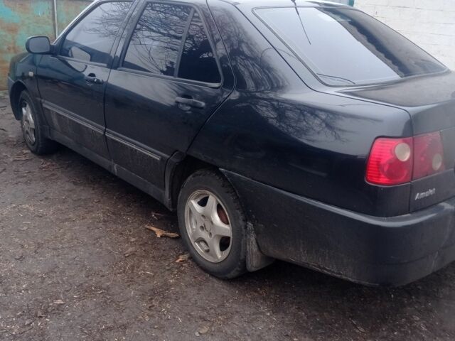 Чорний Чері Амулет, об'ємом двигуна 1.6 л та пробігом 2 тис. км за 1250 $, фото 1 на Automoto.ua