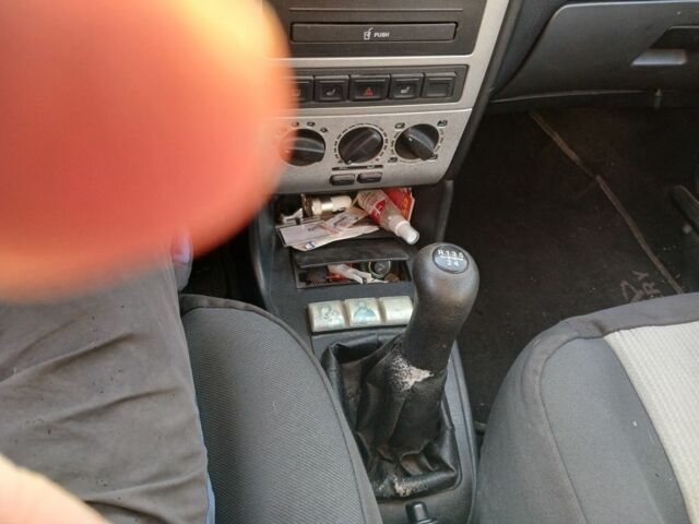 Черный Чери Амулет, объемом двигателя 0 л и пробегом 164 тыс. км за 1400 $, фото 2 на Automoto.ua