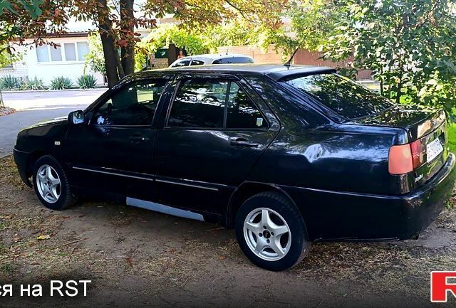 Чорний Чері Амулет, об'ємом двигуна 1.6 л та пробігом 300 тис. км за 1200 $, фото 5 на Automoto.ua