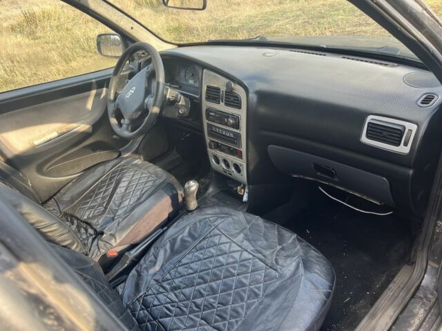 Чорний Чері Амулет, об'ємом двигуна 1.6 л та пробігом 250 тис. км за 1015 $, фото 4 на Automoto.ua