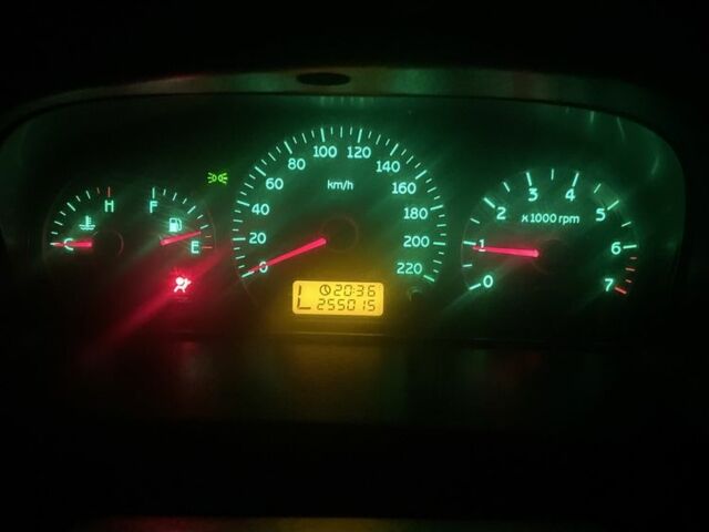 Чорний Чері Амулет, об'ємом двигуна 1.6 л та пробігом 250 тис. км за 2050 $, фото 5 на Automoto.ua