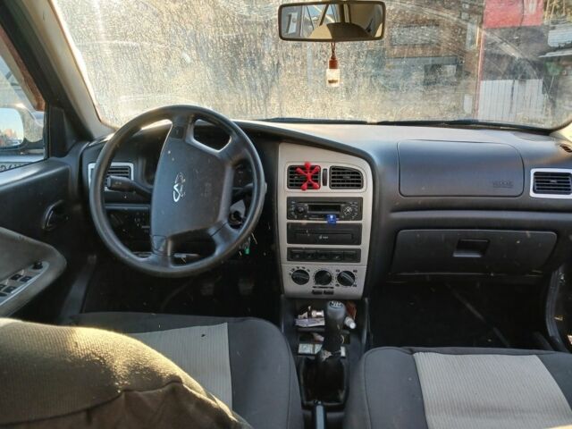 Черный Чери Амулет, объемом двигателя 0 л и пробегом 164 тыс. км за 1400 $, фото 3 на Automoto.ua