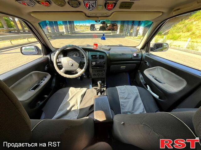 Черный Чери Амулет, объемом двигателя 1.6 л и пробегом 204 тыс. км за 1500 $, фото 4 на Automoto.ua