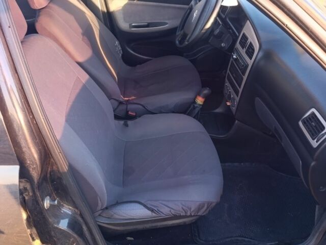 Черный Чери Амулет, объемом двигателя 0 л и пробегом 140 тыс. км за 1700 $, фото 3 на Automoto.ua