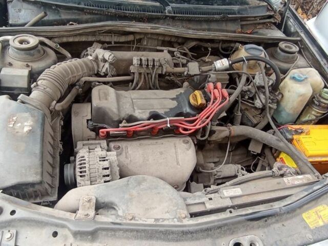 Чорний Чері Амулет, об'ємом двигуна 1.6 л та пробігом 80 тис. км за 2000 $, фото 6 на Automoto.ua