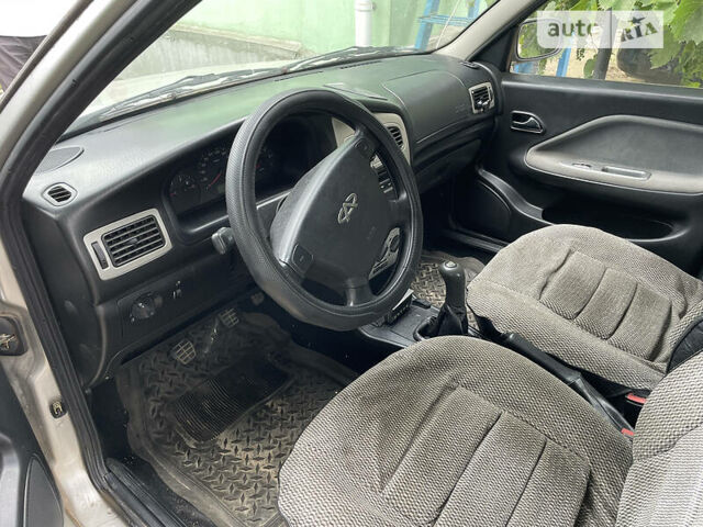Чери Амулет, объемом двигателя 1.6 л и пробегом 114 тыс. км за 2600 $, фото 3 на Automoto.ua