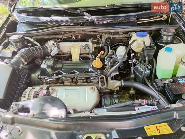 Чери Амулет, объемом двигателя 1.6 л и пробегом 62 тыс. км за 3000 $, фото 3 на Automoto.ua